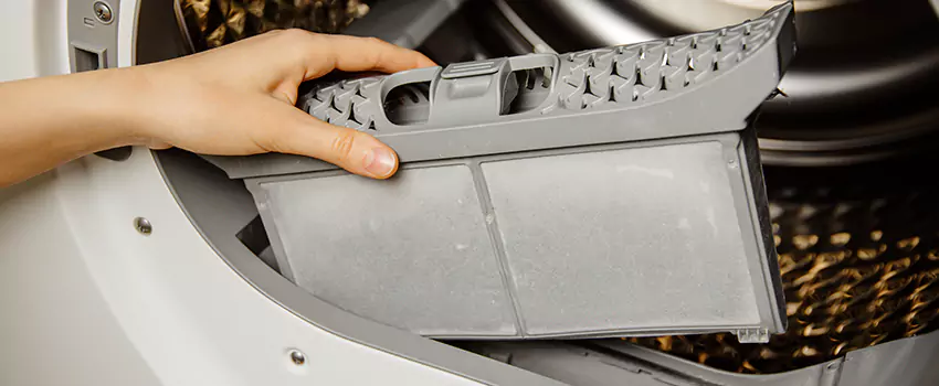 Signs Of A Clogged Dryer Lint Trap in Waldorf, Maryland